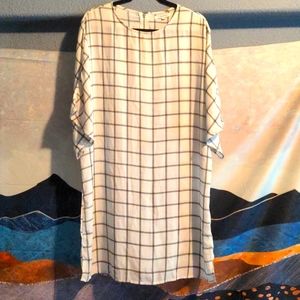 Glamorous Grid Tunic Shift Dress in black and white